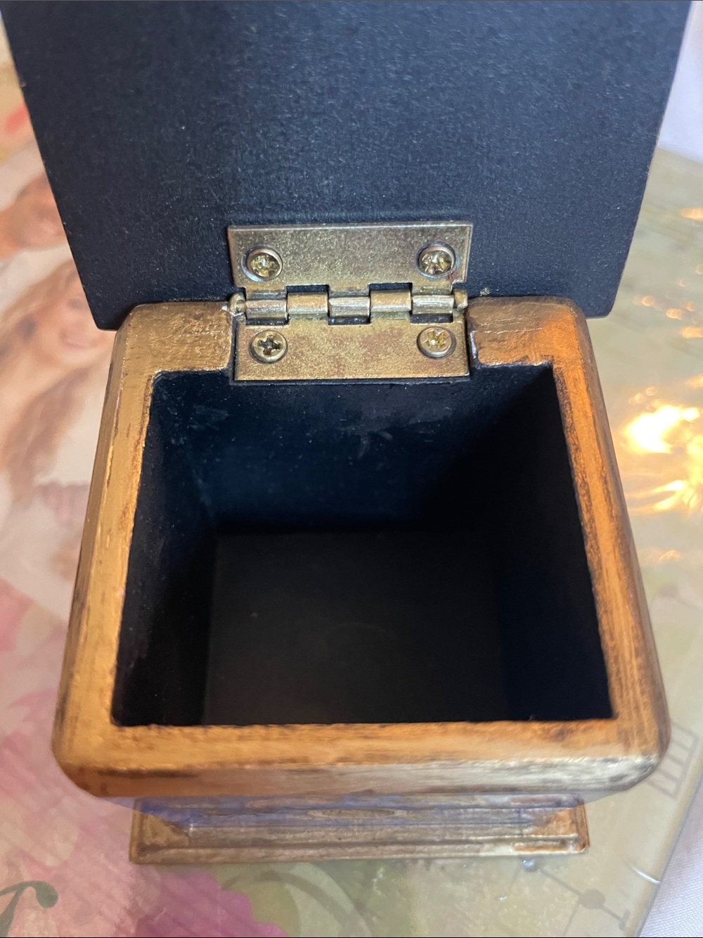 Vintage Florentine Style Reverse Hand Painted Hinged Trinket Box Blue Gold - Picture 8 of 11